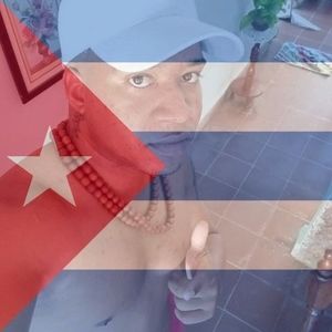 Meet your Posher, Luis alberto